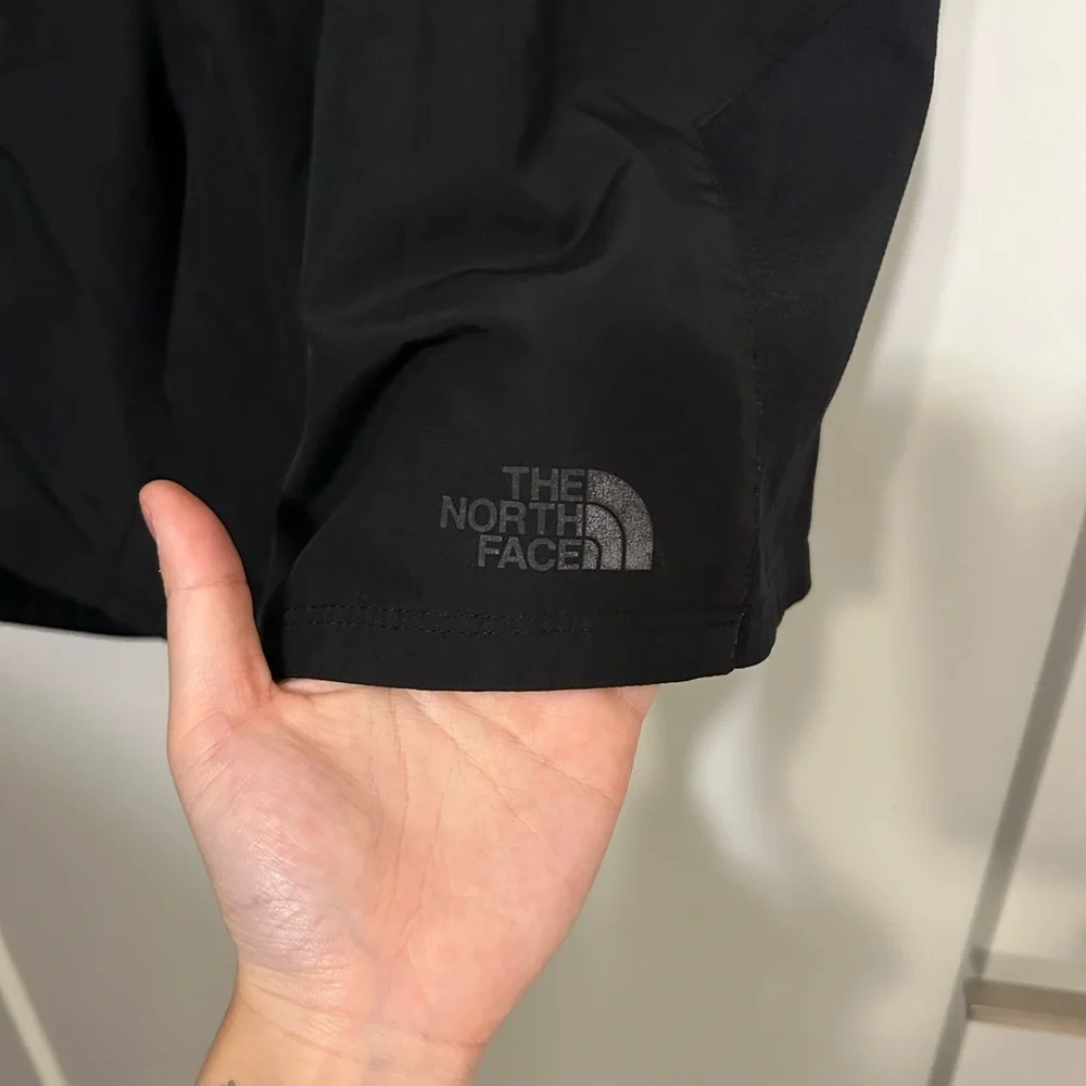 The North Face Shorts in Black XXL